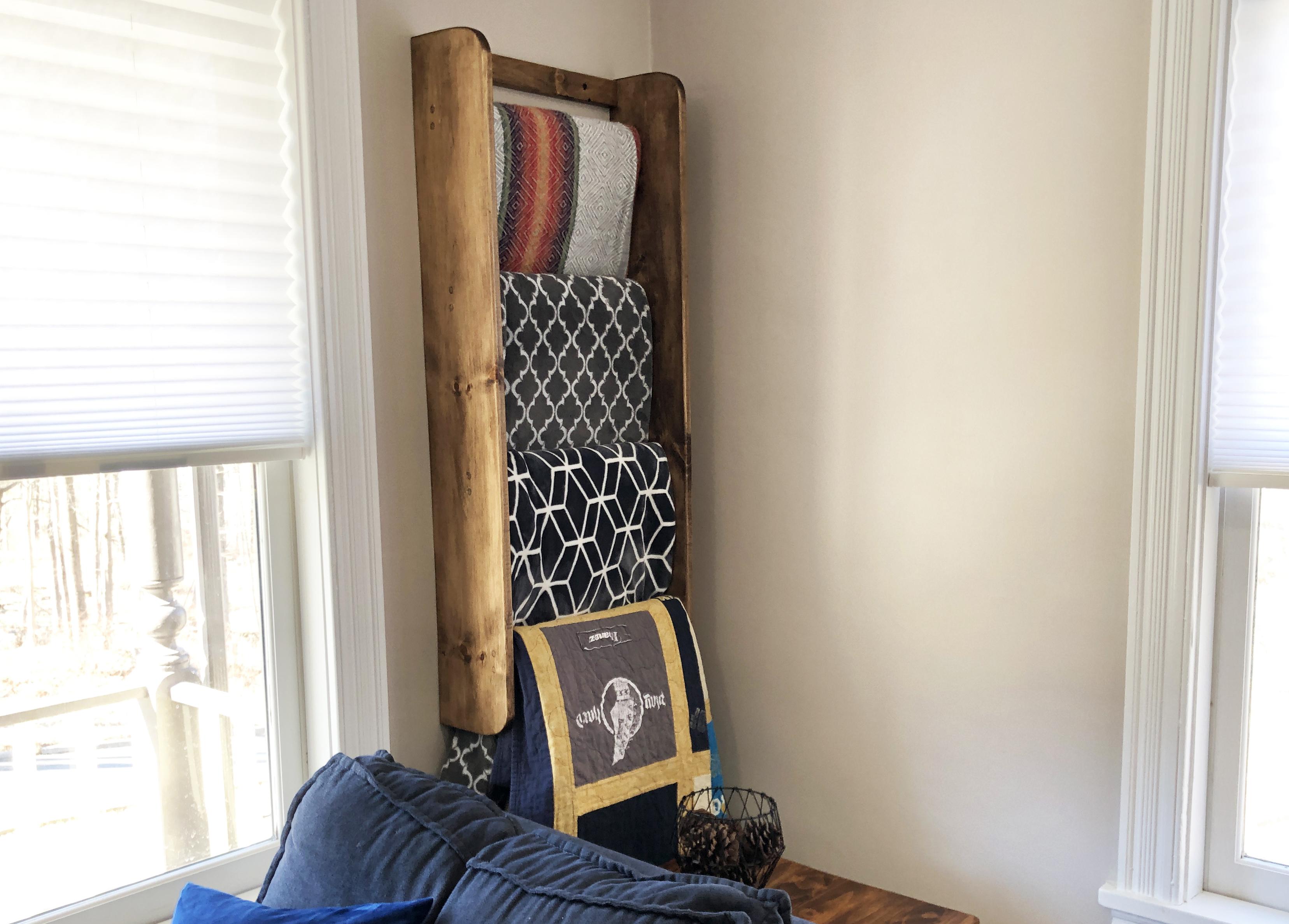 Wall Mounted Blanket Ladder