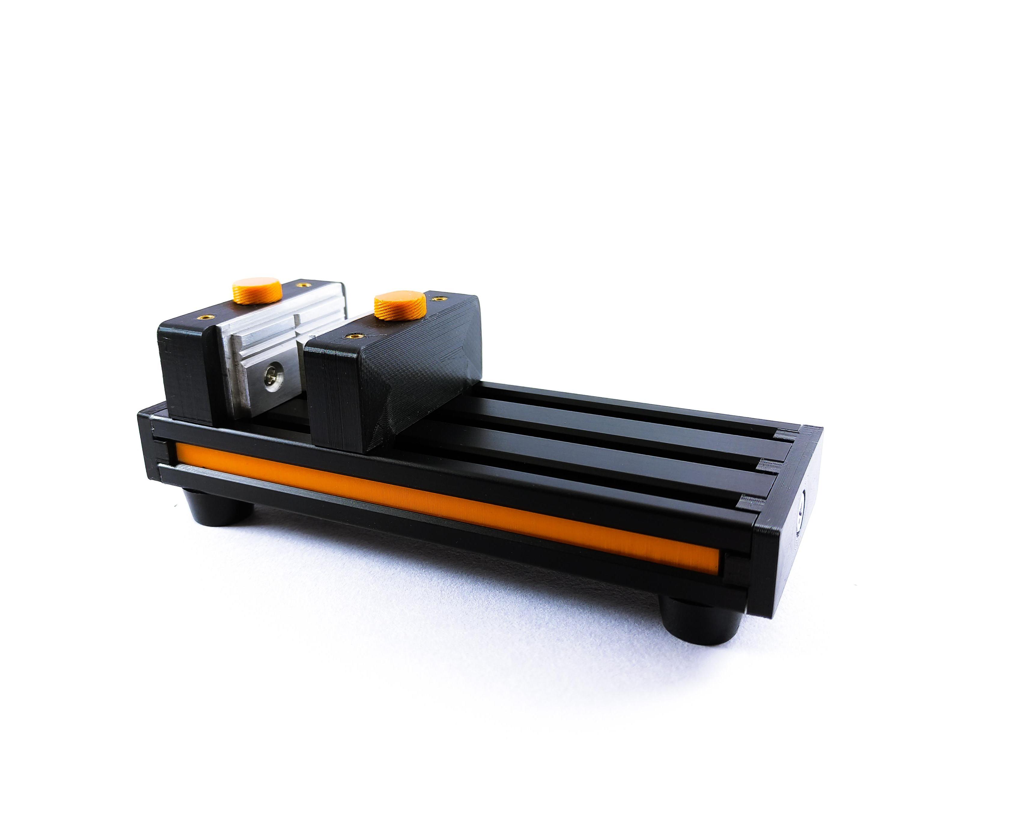 PCB Bench Vise From Aluminum Extrusion Profile