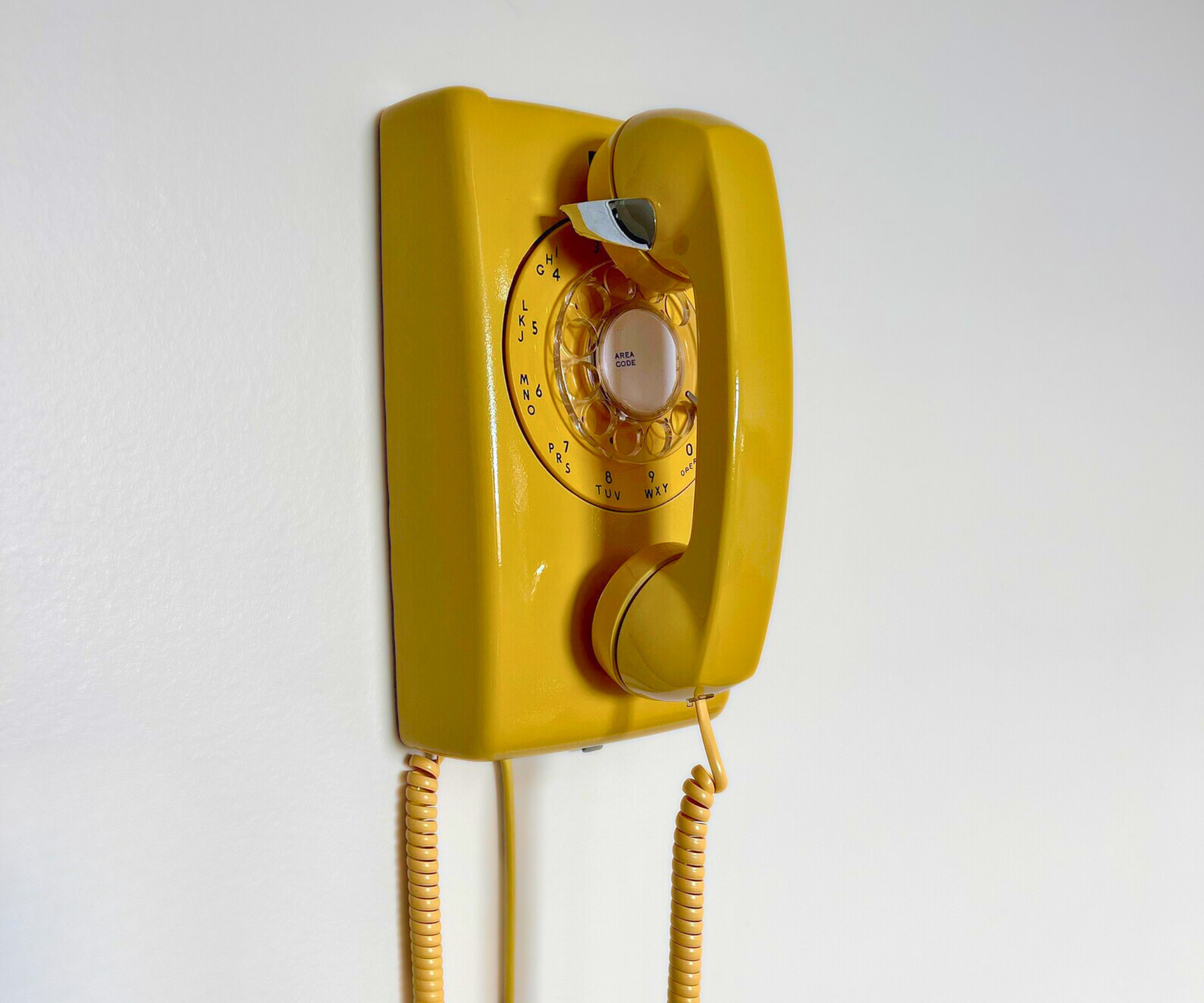 Vintage Rotary Phone That Plays Your Custom Audio Messages