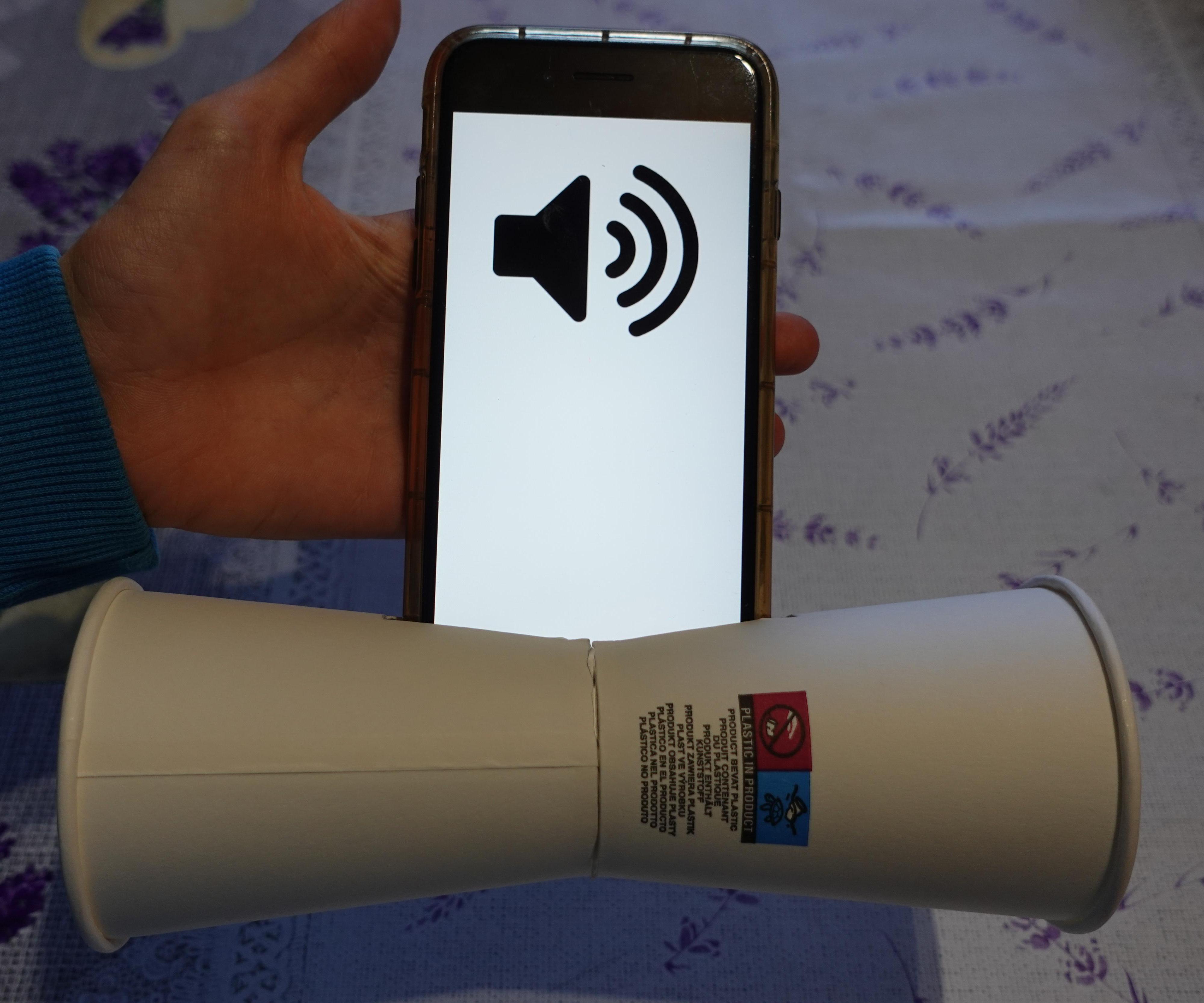 Super Simple Stereo Volume Booster for Your Phone