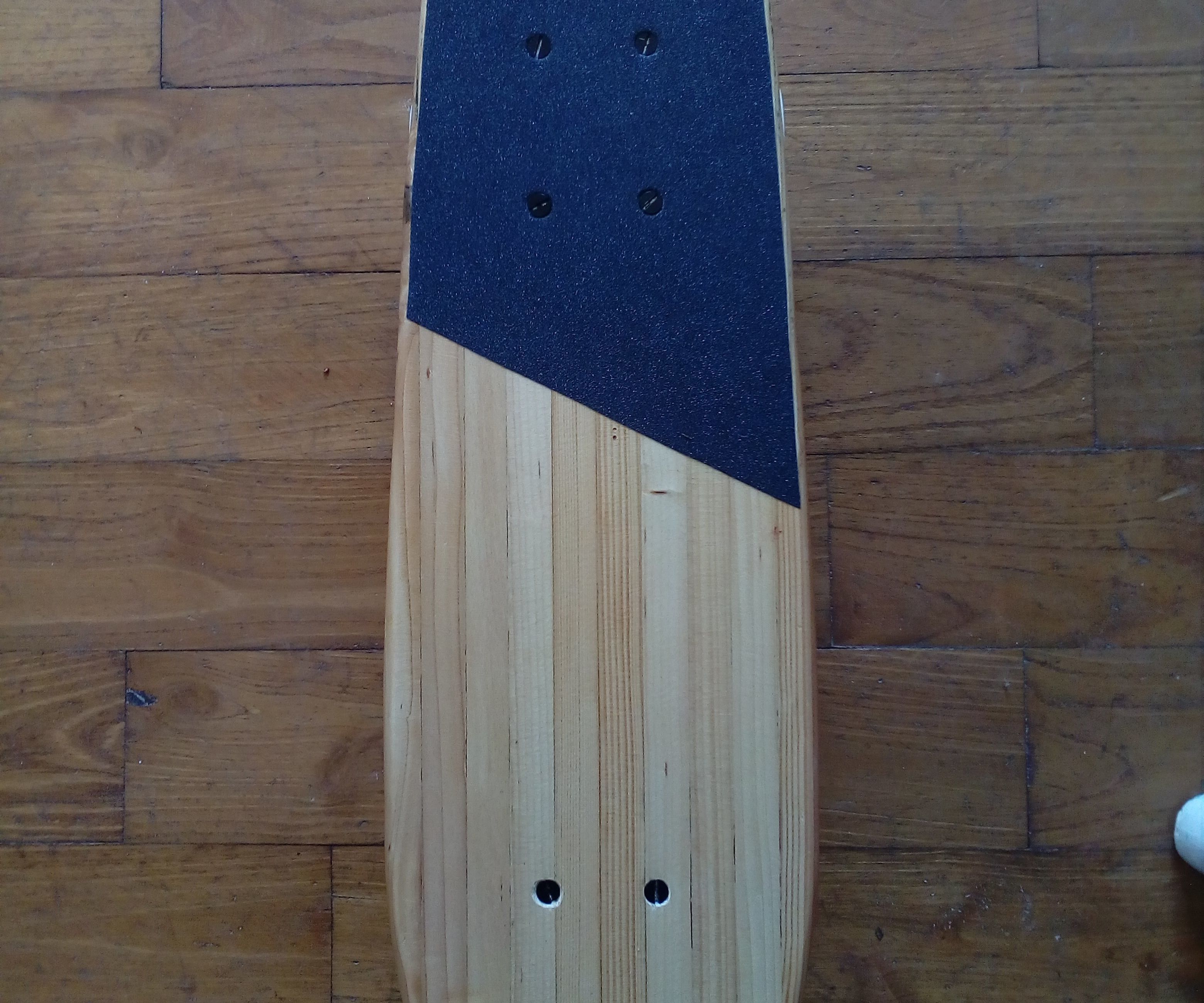 Pallet Skateboard