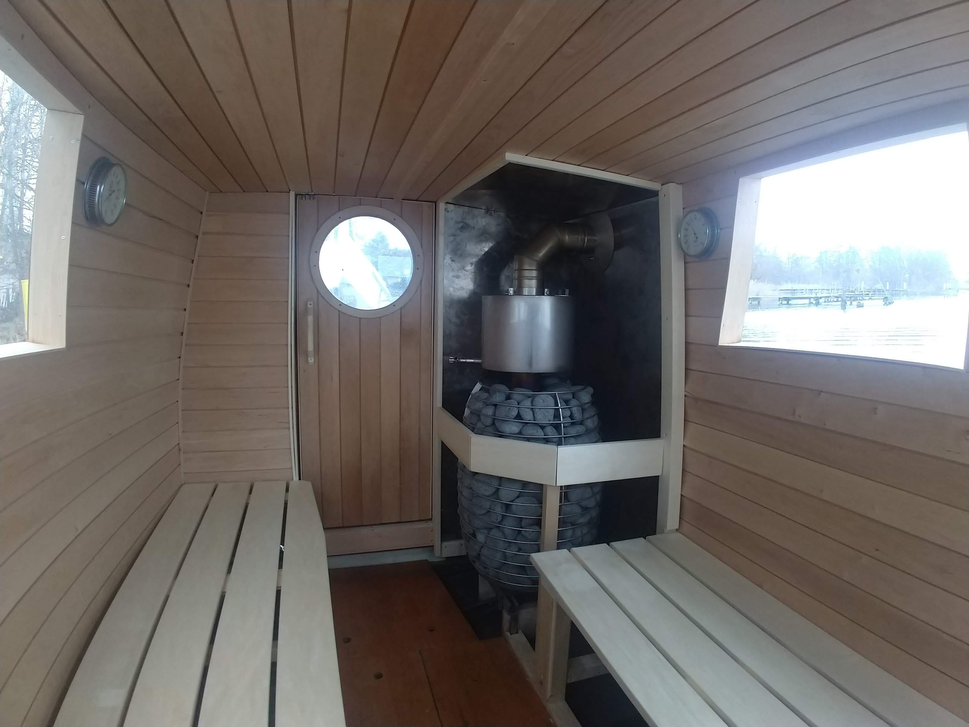 Saunaboat: Turning an Old Unused Boat Into a Swimming Sauna